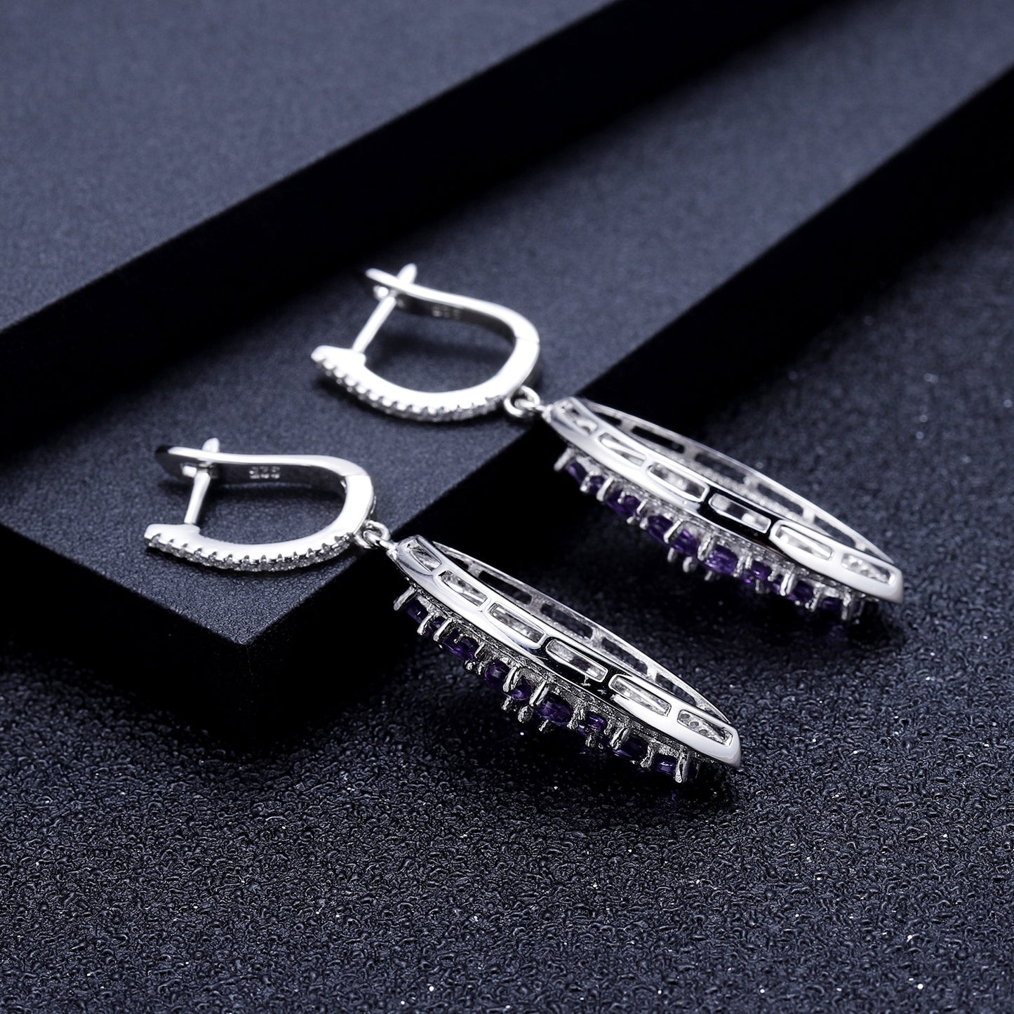 Boucles d'oreilles et pendentifs en améthyste avec boucles d'oreilles luxueuses et personnalisées incrustées d'argent s925