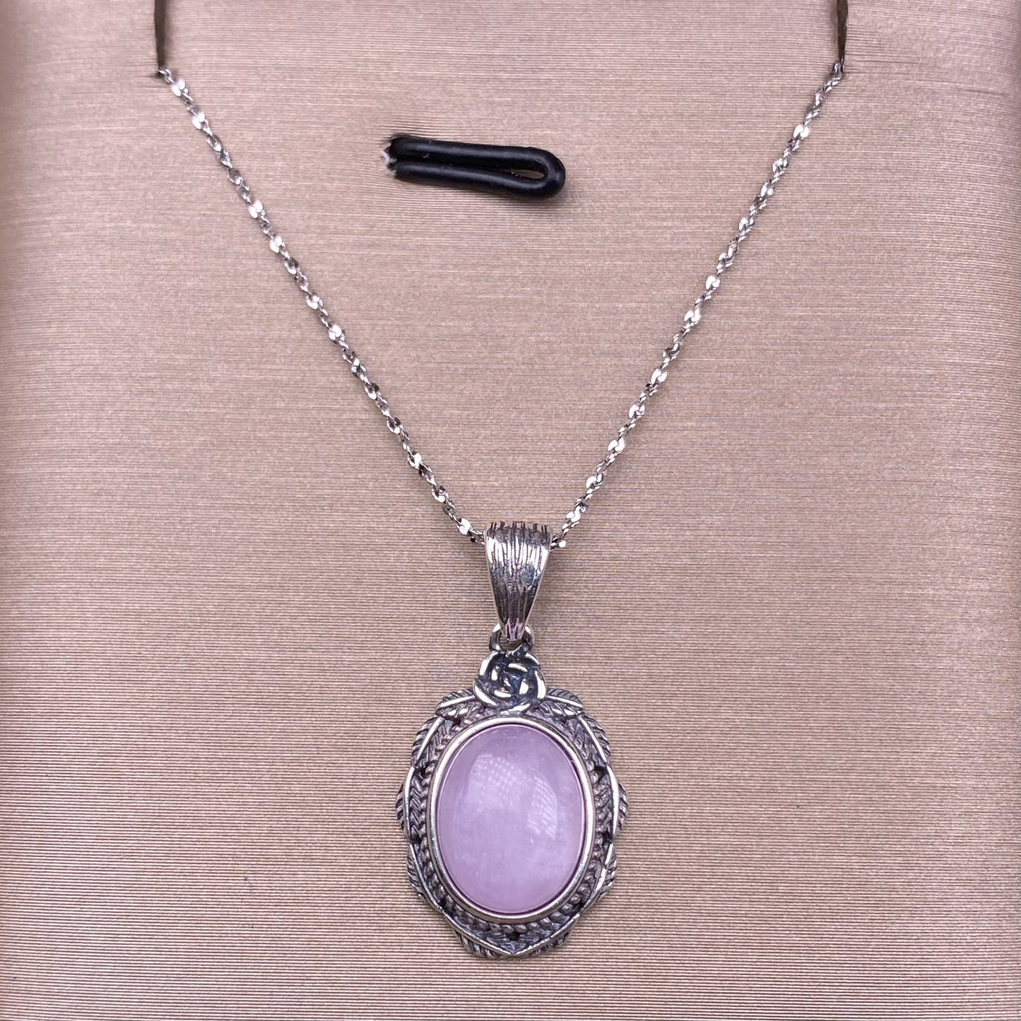 Pendentif en jaspe spumene violet clair de lune gris aigue-marine incrustation en argent S925