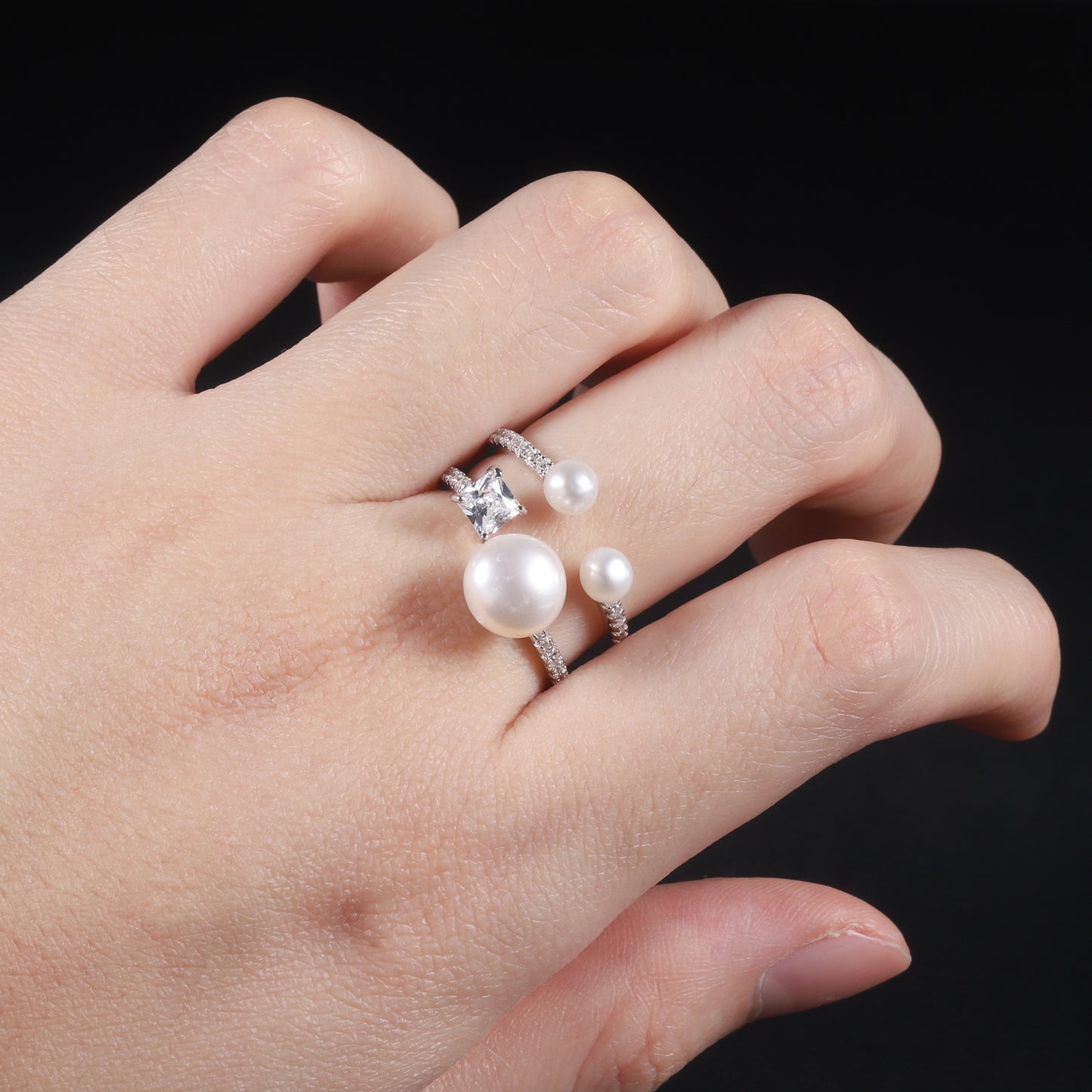 S925 Sterling Silver Natural Freshwater Pearl Ring for Women with Adjustable Opening, Fashionable and Light Luxury Gem Ring