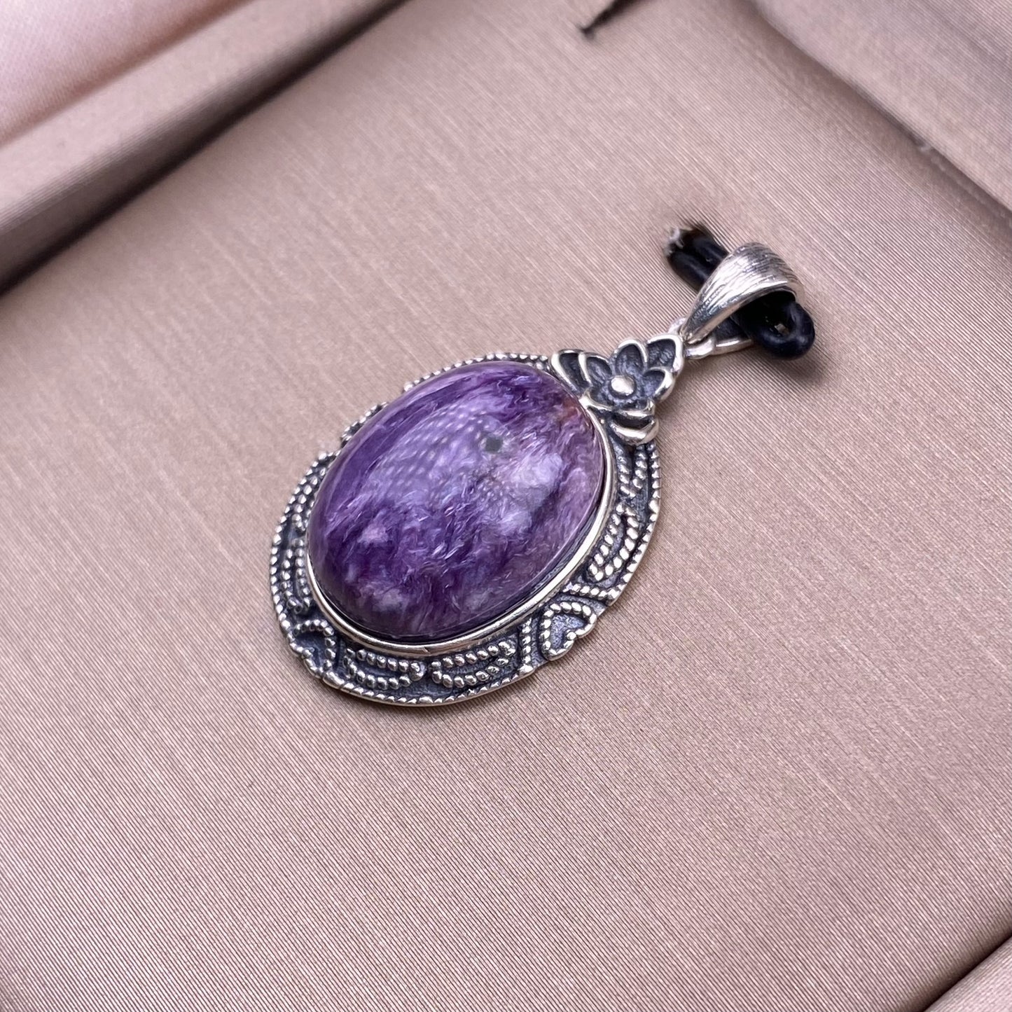 Purple Dragon Amethyst Pendant s925 Silver Inlaid Vintage Silver Worn Pendant with Rich Purple Dragon Pattern