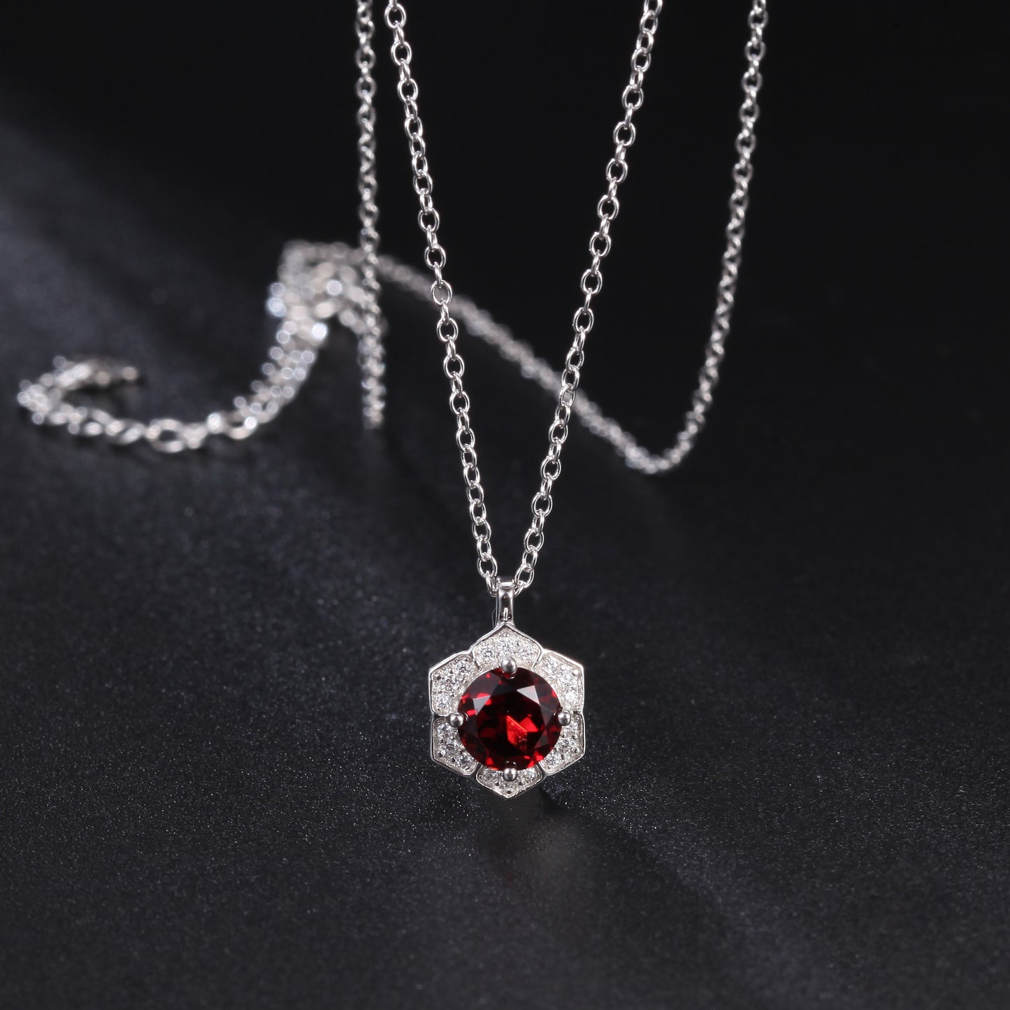 Light luxury jewelry accessories gemstone pendant s925 silver inlaid natural color treasure necklace pendant