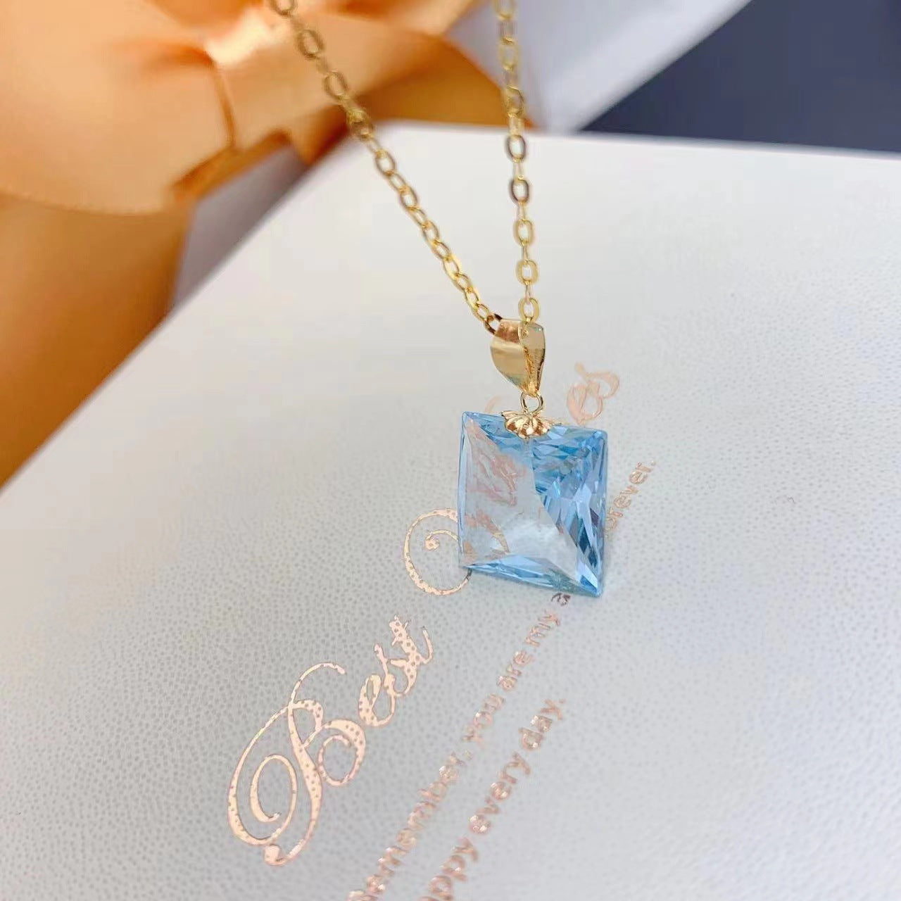 [DF]Princess Cut Natural Blue Topaz Pendant - 18K Gold Clasp, Minimalist Collar Necklace