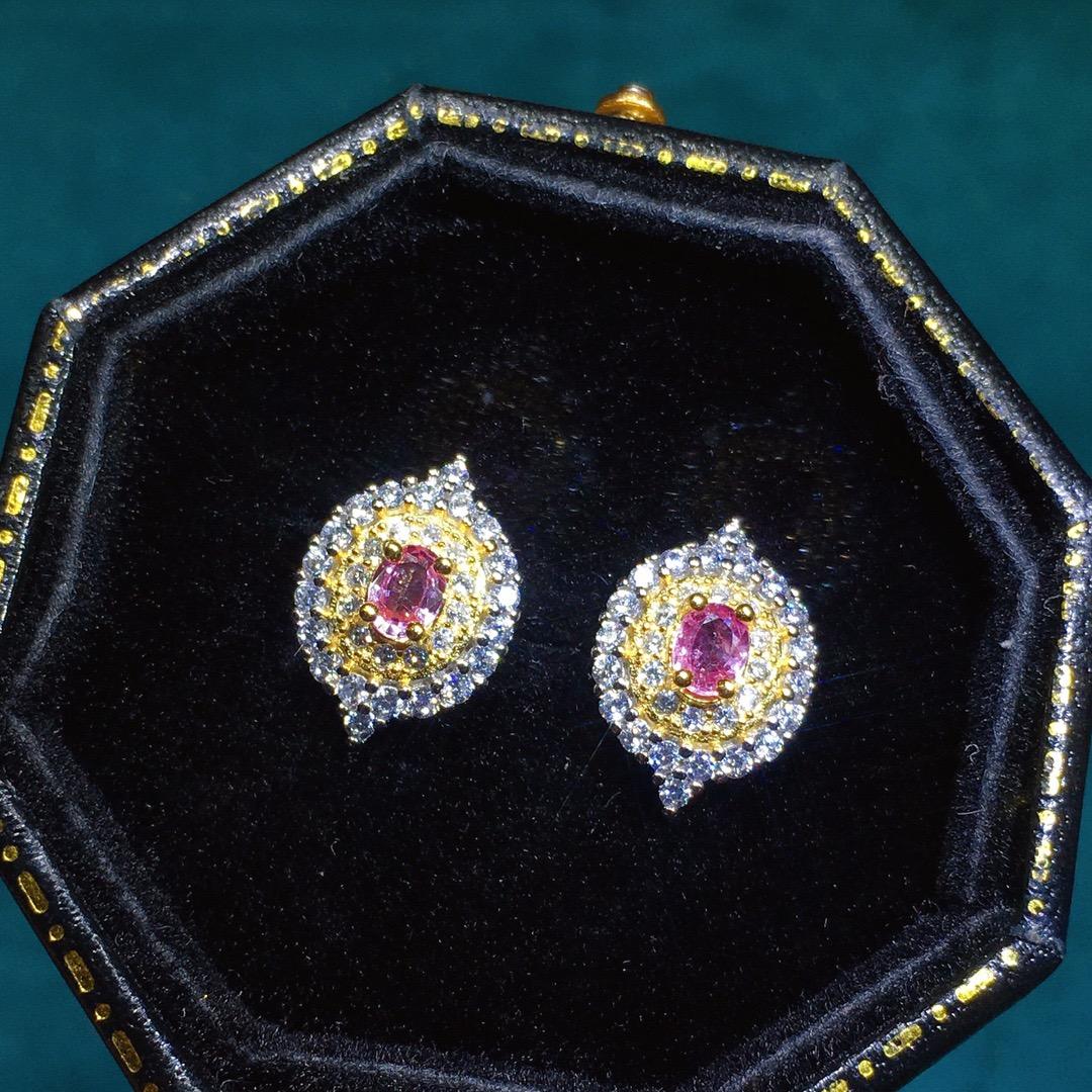 [DFVibrant Pink Paraparaiba Sapphire Stud Earrings - Unveil Radiance