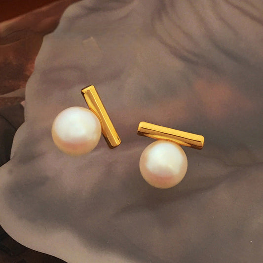 Copper -plated real gold S925 Silver Needle Simple Story Pearl Earrings Temperament Vintage Earrings New Wide Earrings