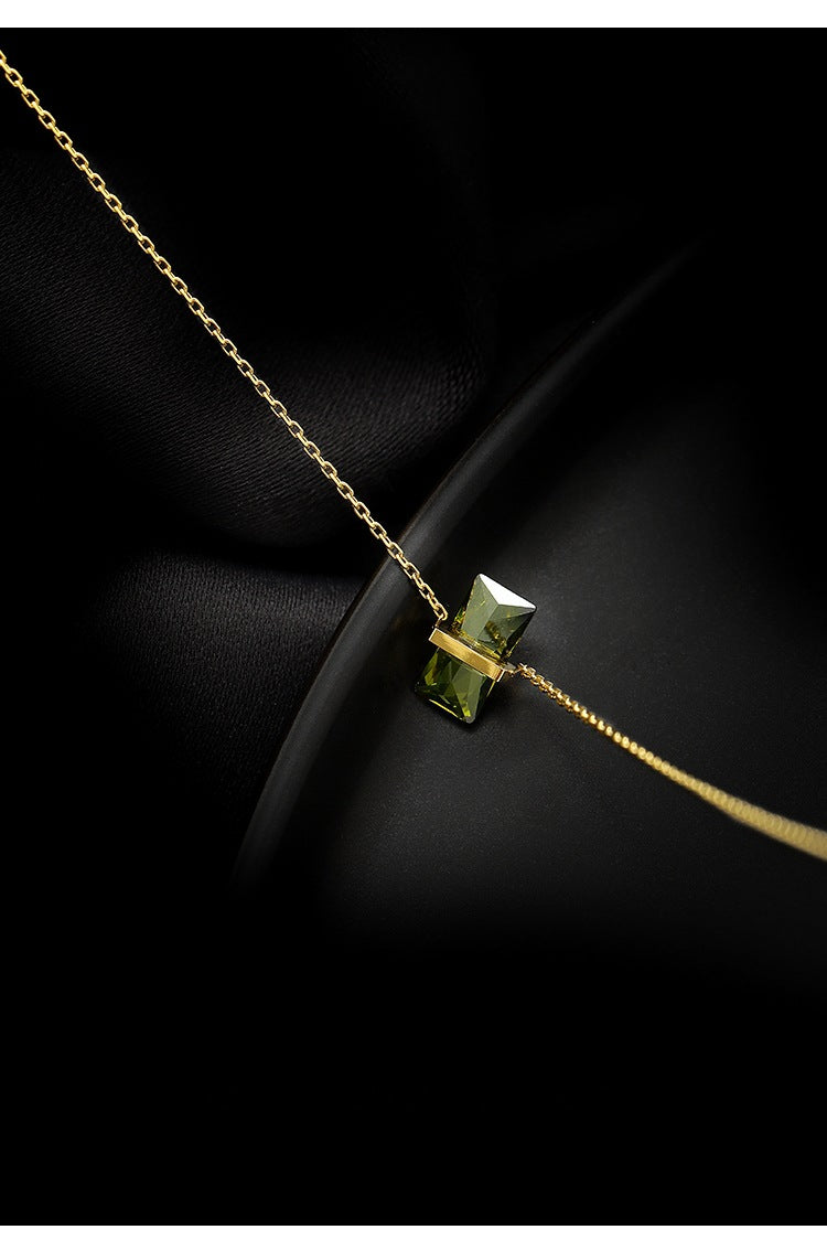 [DF] Collier de luxe en zircon vert européen et américain - Design unique en or K pour une sophistication chic 