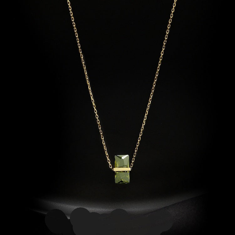 [DF] Collier de luxe en zircon vert européen et américain - Design unique en or K pour une sophistication chic 