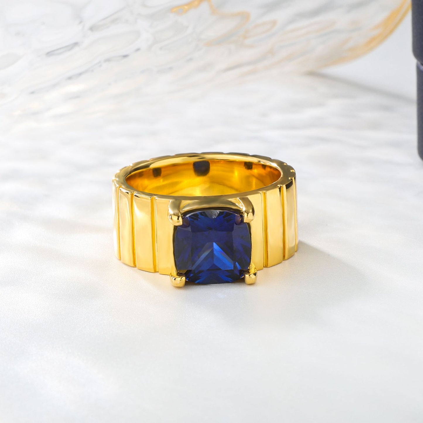 Culture de couleur de la bague de gemme Simple personnalité S925 bague de gemme bleue en argent