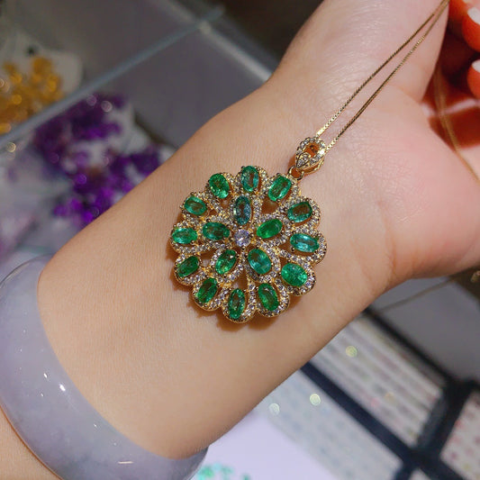 Natural emerald pendant S925 silver inlaid main stone 3*5 sales