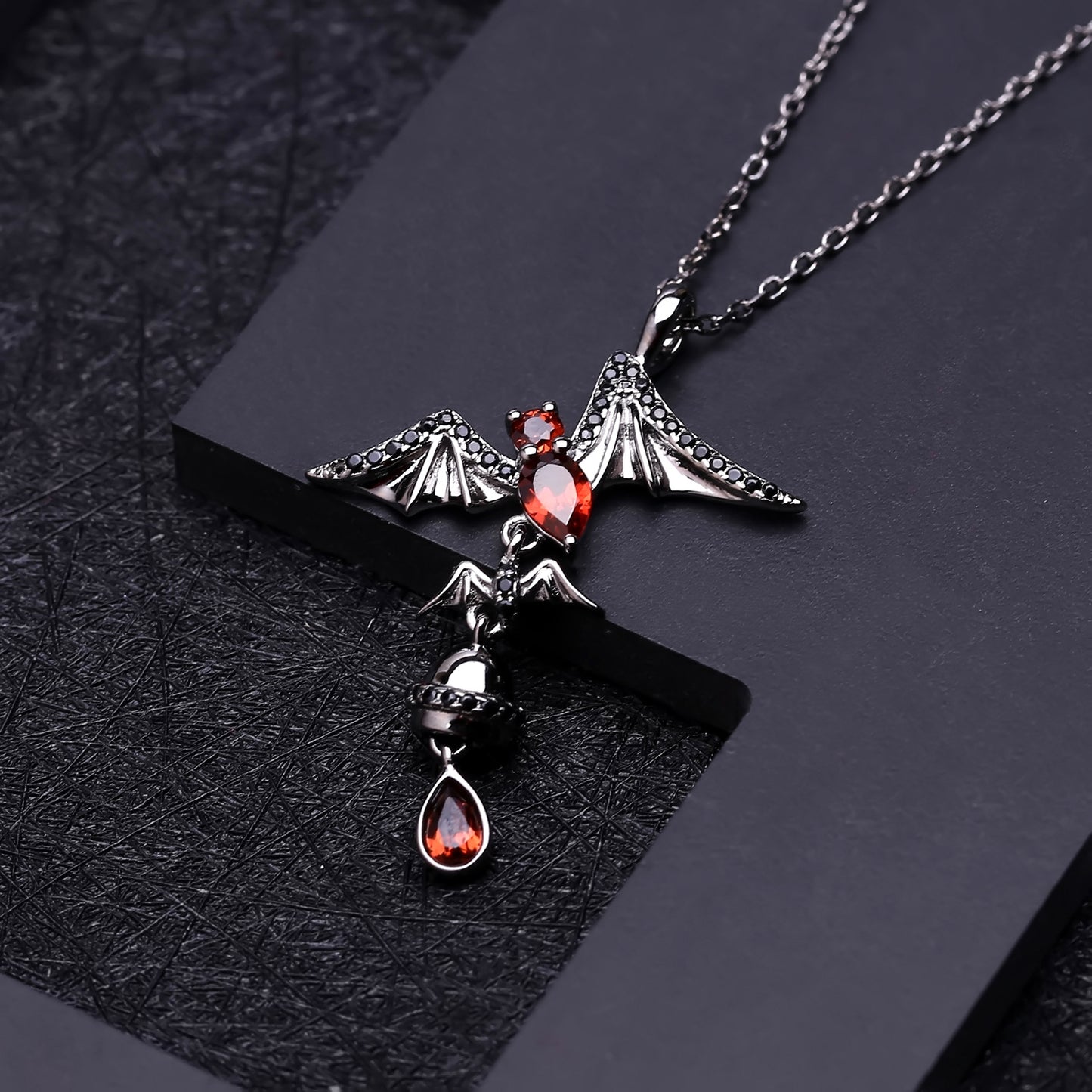 Bat design s925 sterling silver inlaid natural garnet necklace pendant